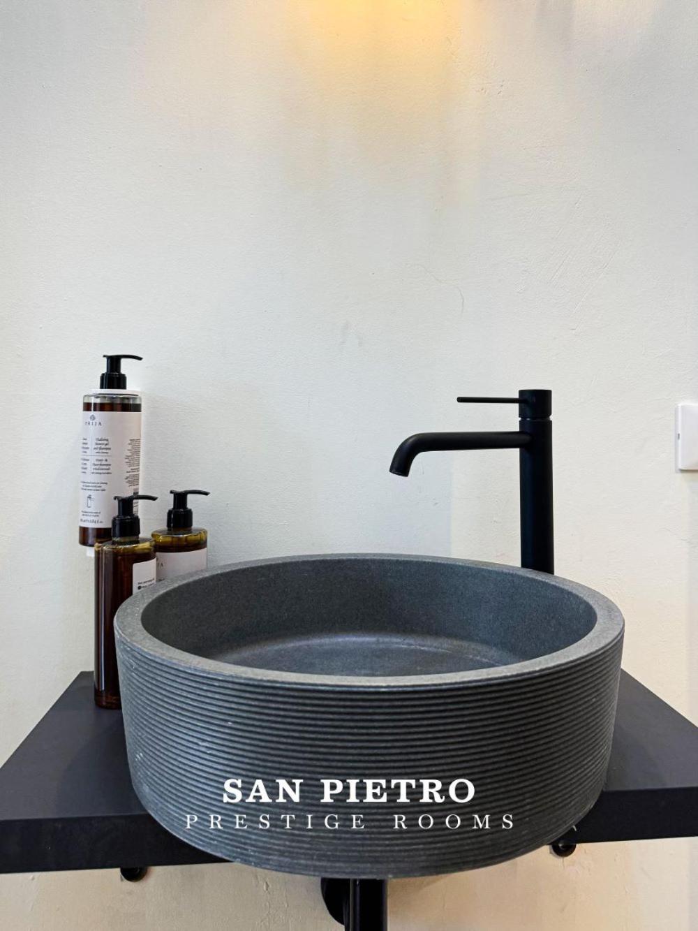 San Pietro Prestige Rooms Рим Екстериор снимка